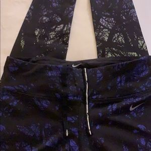 👊✔️ Nike Dri fit legging. Brand New. Size Small.